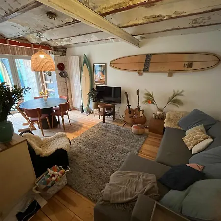Appartement Surf/beach Mansion With 2 Cats